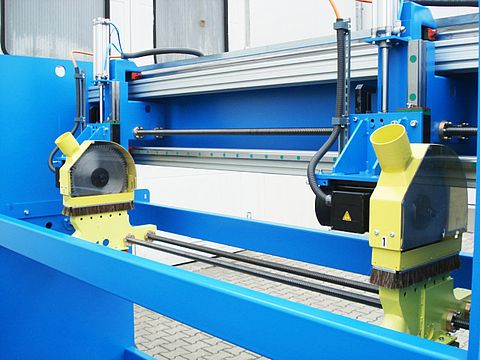 Side trim cutting units